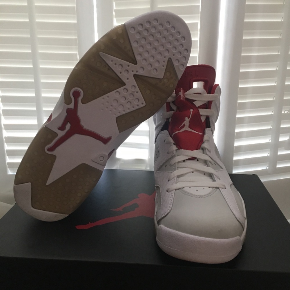 Air Jordan Retro 6 Size 9.5